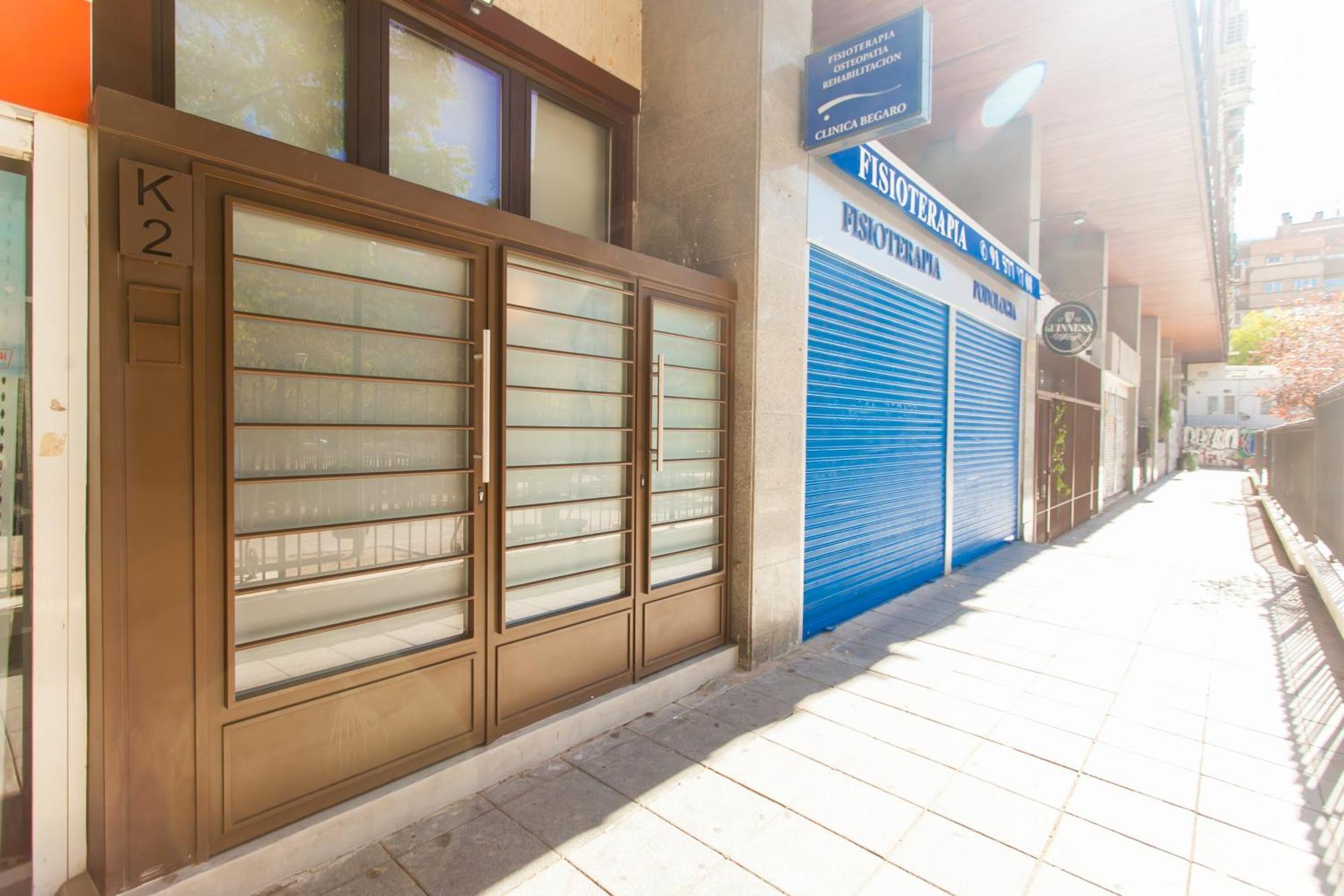 Guernica Luxury Duplex - Location, Light, And Art Apartment Madrid Exterior foto